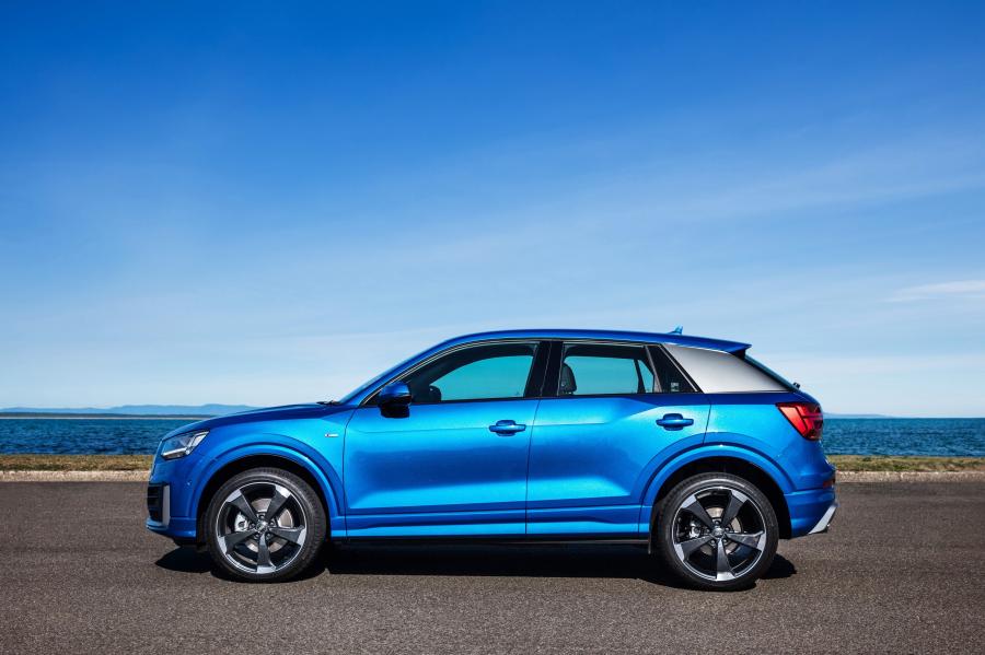  Audi Q2 TDI Quattro S-Line 2017 года  (AU) (фото 10 из 20)